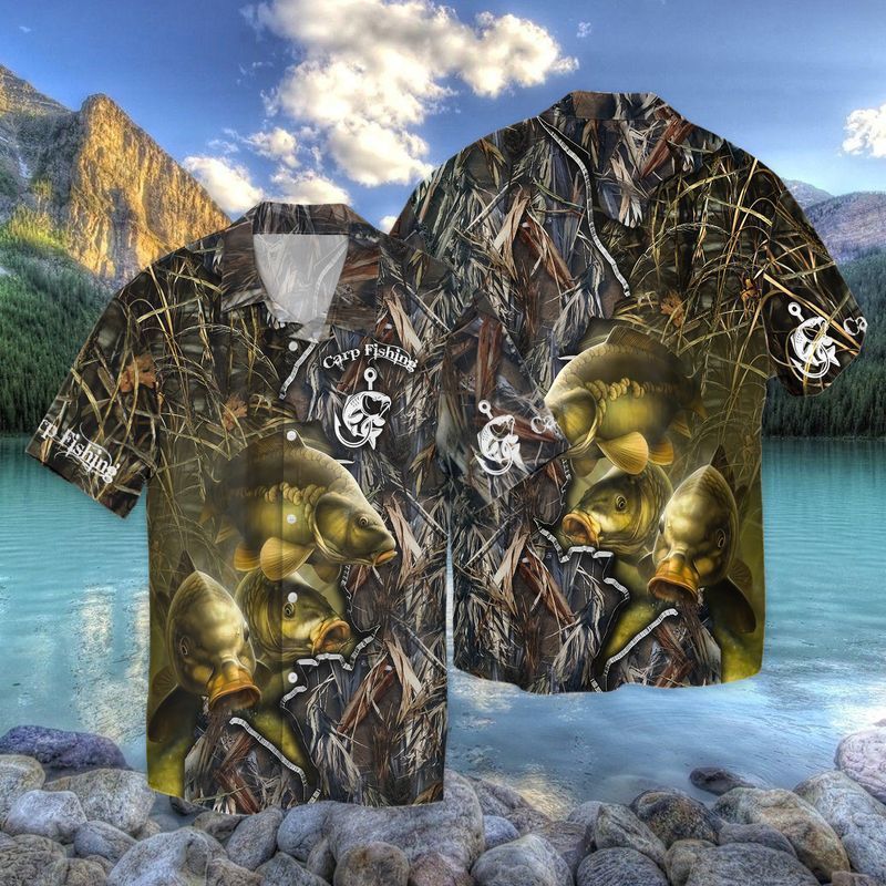 Carp Fishing For Men And Women Graphic Print Short Sleeve