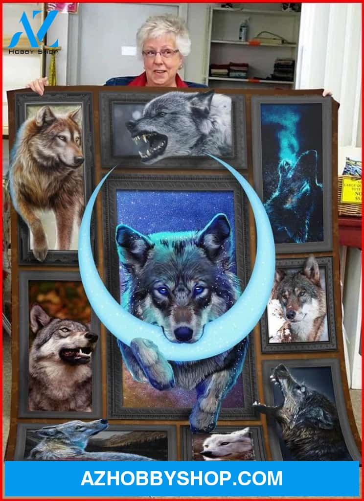 3D Wolf With The Moon Fleece Blanket - Gift For Wolf Lover
