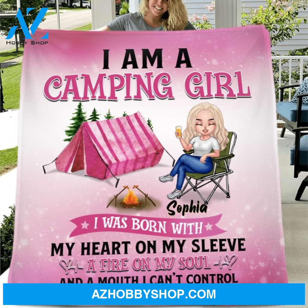 Custom Personalized Camping Queen Quilt - Gift Idea For Camping Lovers/Mother's Day - I Am A Camping Girl, I Was Born With My Heart On My Sleeve