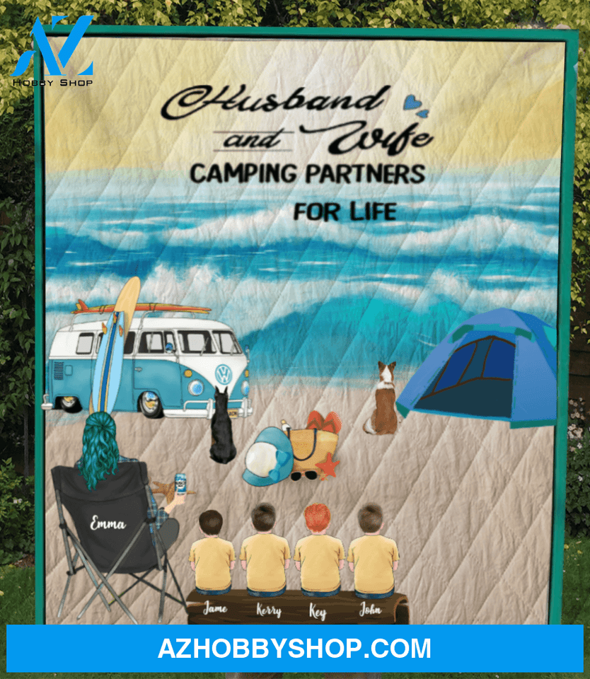 Personalized Gift For Single Mom - Mom with 4 Kids & 2 Dogs Beach Camping Quilt Blanket - Life is better around the campfire