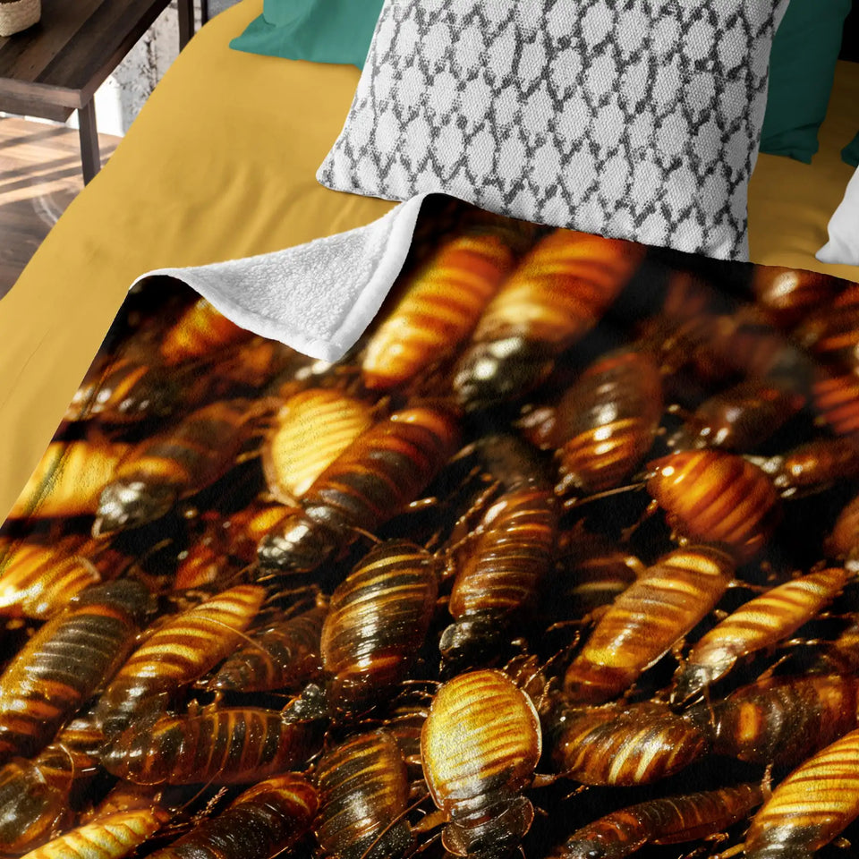 Cockroach Blanket – Funny Roach Bug Throw Blanket