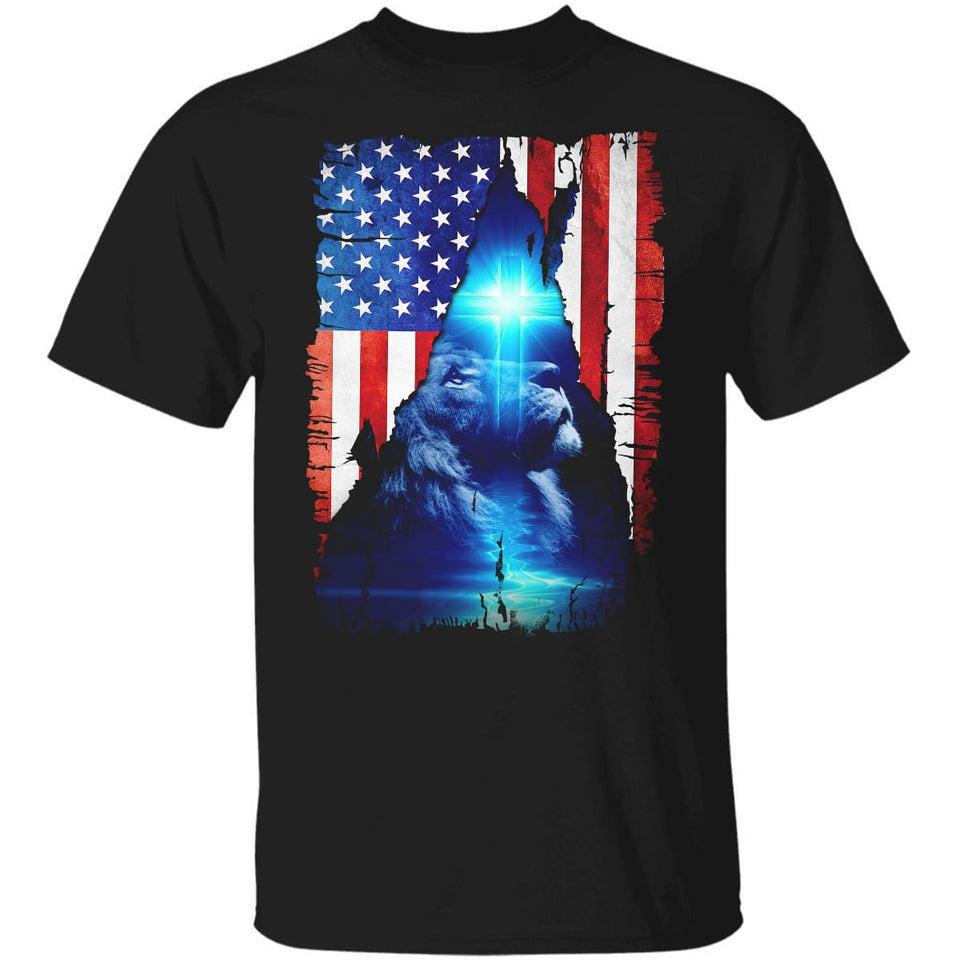 Us flag, Lion of Judah, The great Lion, Beautiful Cross on the sky - Jesus Apparel