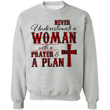 Never underestimate a woman with a prayer & a plan - Jesus Apparel