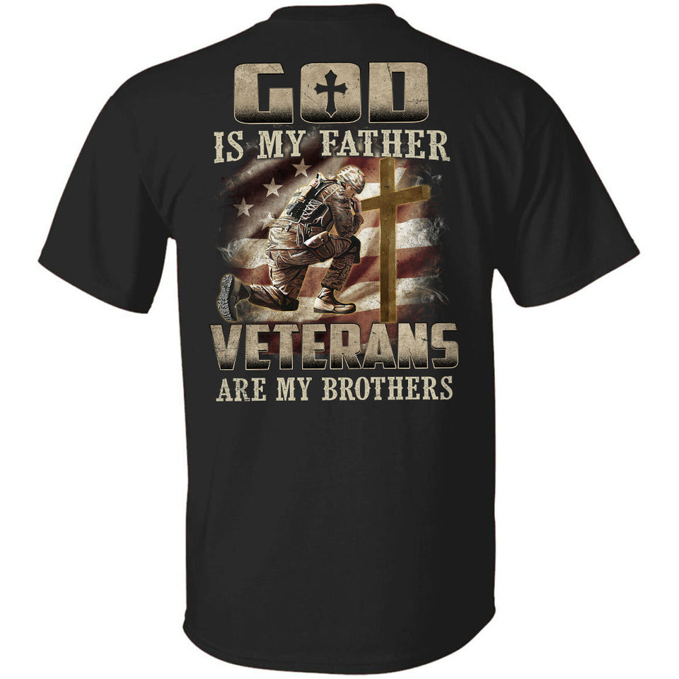 Veteran is crying in front of the cross, God is my father - Jesus Back-printed Apparel