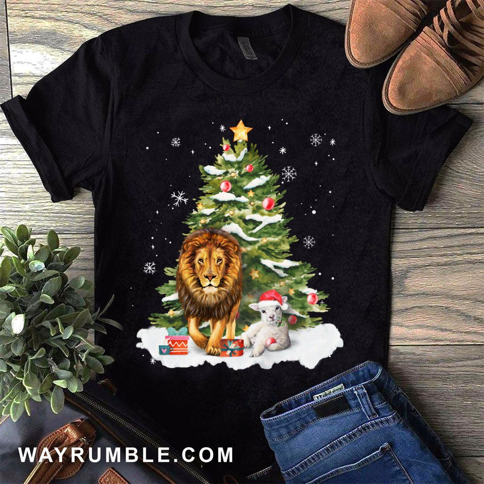 Christmas Tree, Lion of Judah an Lamb of God - Jesus, Christmas Apparel