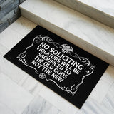 Gothic No Soliciting Doormat – Old Gods Warning Welcome Mat