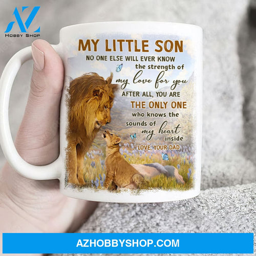Dad to son, Lion and the cub, On the savanna, You are the only one who knows the sounds of my heart - Family White Mug