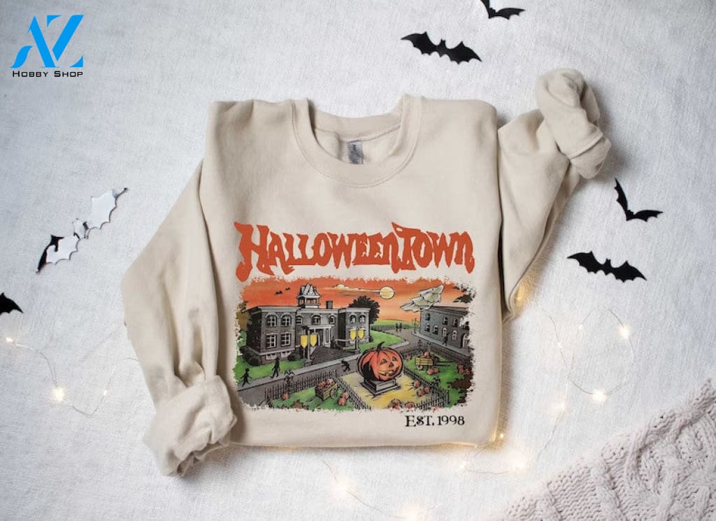 Halloweentown Est 1998 Sweatshirt University Retro Fall Vintage Halloween