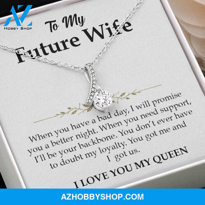 I Love You My Queen - White Gold Necklace