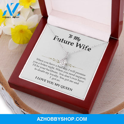 I Love You My Queen - White Gold Necklace