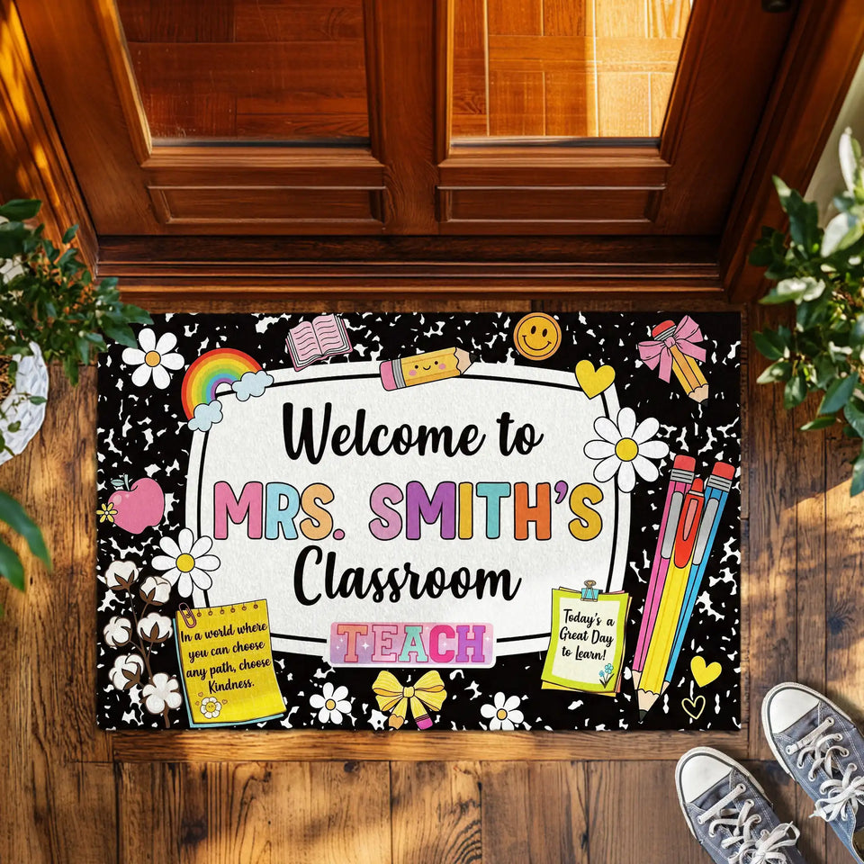Personalized School Supplies Teacher Doormat – Custom Name Mat
