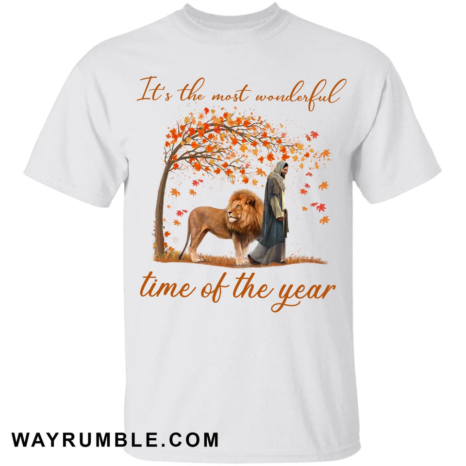 Jesus, Lion of Judah, Christmas - It's the most wonderful time of the year Apparel