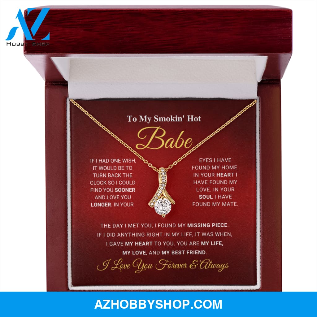 Smokin' Hot Babe - Alluring Beauty Necklace