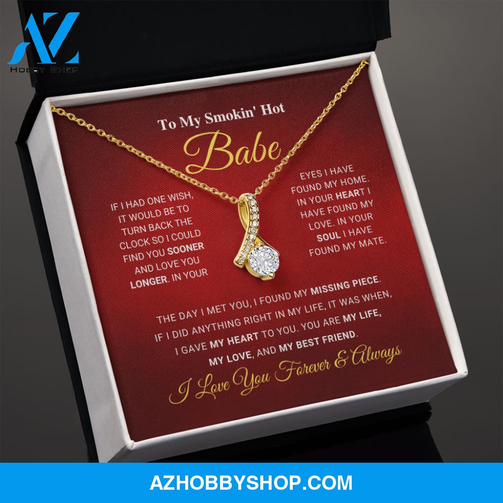 Smokin' Hot Babe - Alluring Beauty Necklace