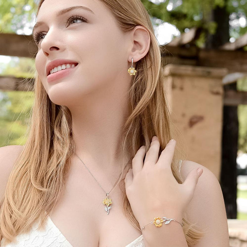 To My Wife Girlfriend Soulmate Necklace - I Wish Turn Back The Clock - Find You Sooner and Love You Longer - Love Knot Necklace Alluring Beauty Necklace - Cross Dancing Necklace 029G - TGV