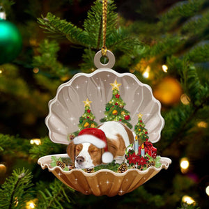 Cute Brittany Spaniel Sleeping in Pearl Dog Christmas Ornament Flat Acrylic