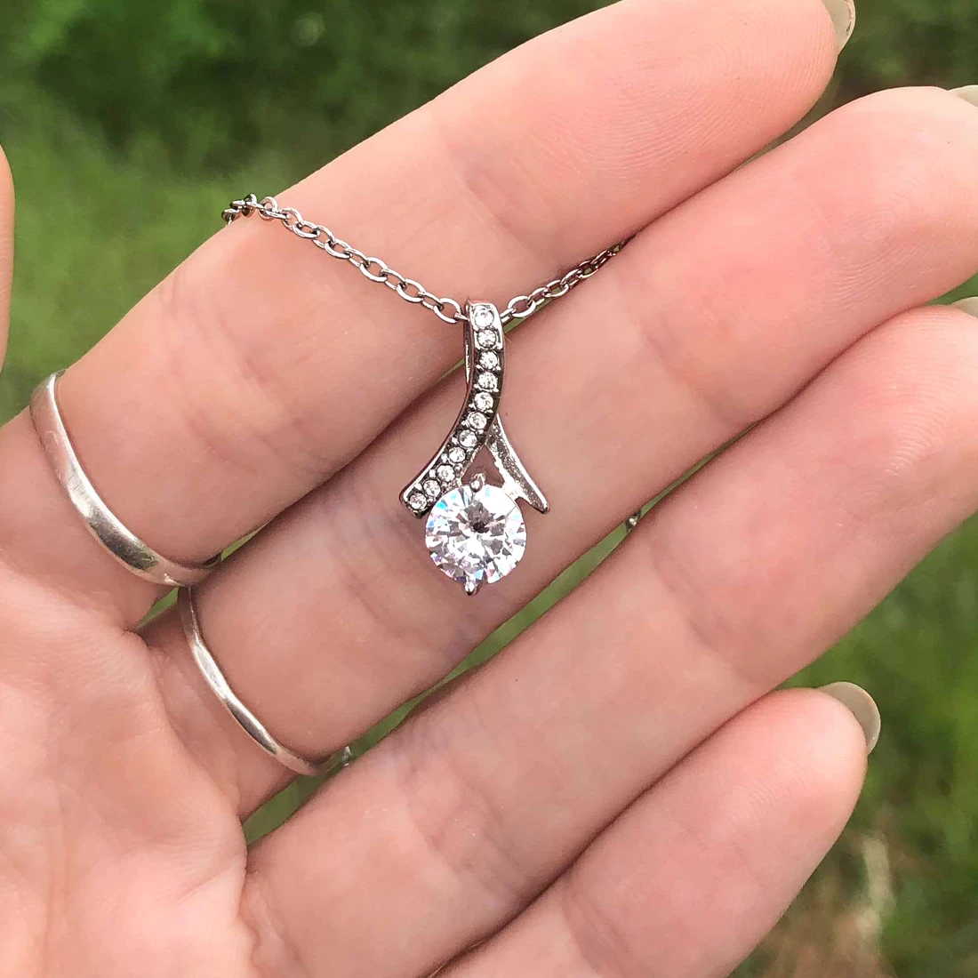 To My Boyfriend's Mom Necklace - Thank You For Raising The Man Of My Dreams - Alluring Beauty Necklace