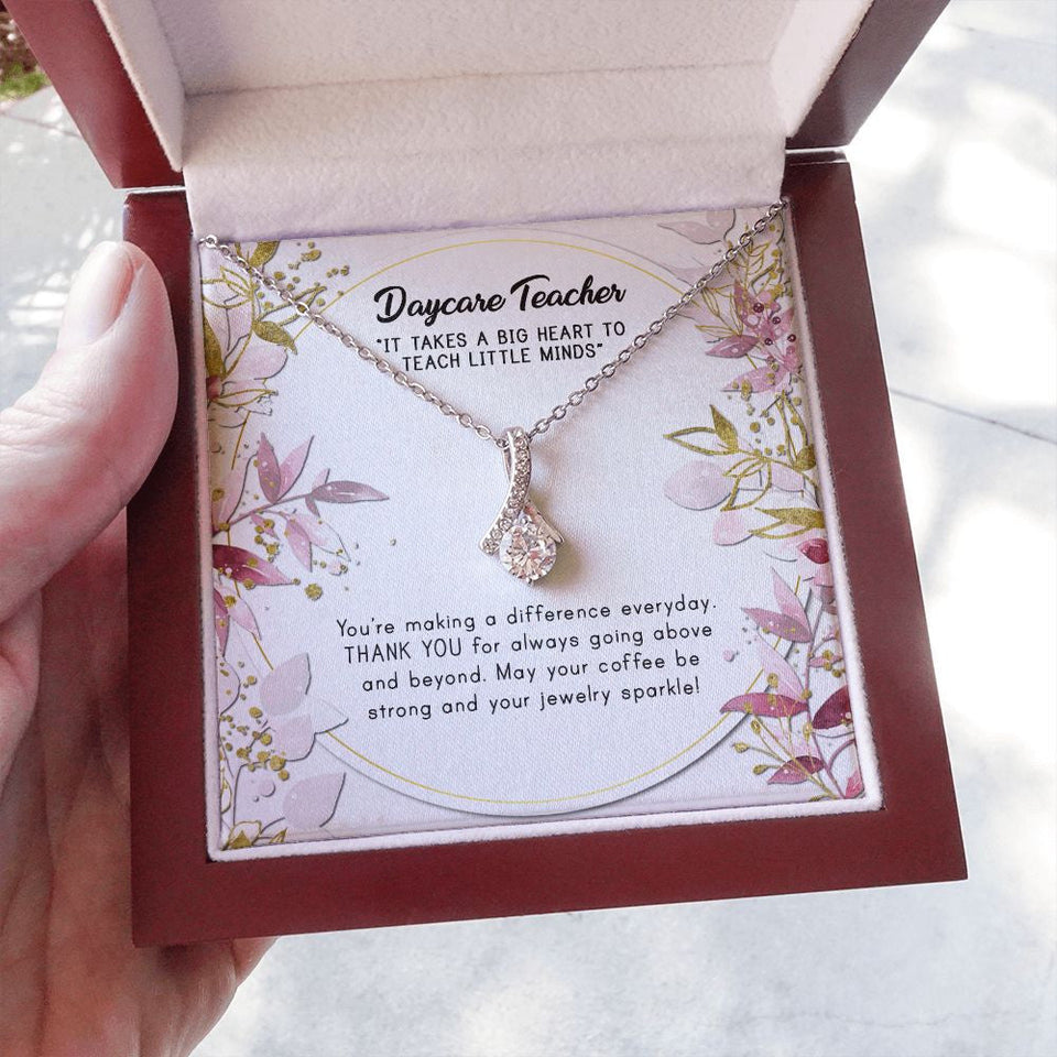 "Teach Little Minds" Daycare Teacher Necklace Gift From Parents Co-Teachers Co-Worker Alluring Beauty Pendant Jewelry Box Birthday Teachers Day Thanksgiving