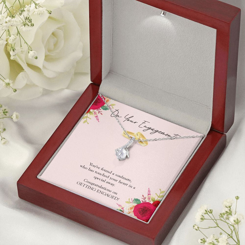 "Found A Soulmate" Engagement Necklace Gift From Mom Dad Grandparents Bestfriend Sister Brother Co-worker Alluring Beauty Pendant Jewelry Box