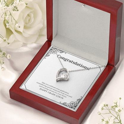 "Remembering Special Moments" Graduation Necklace Gift From Parents Grandparents Friends Family Teachers Forever Love Pendant Jewelry Box