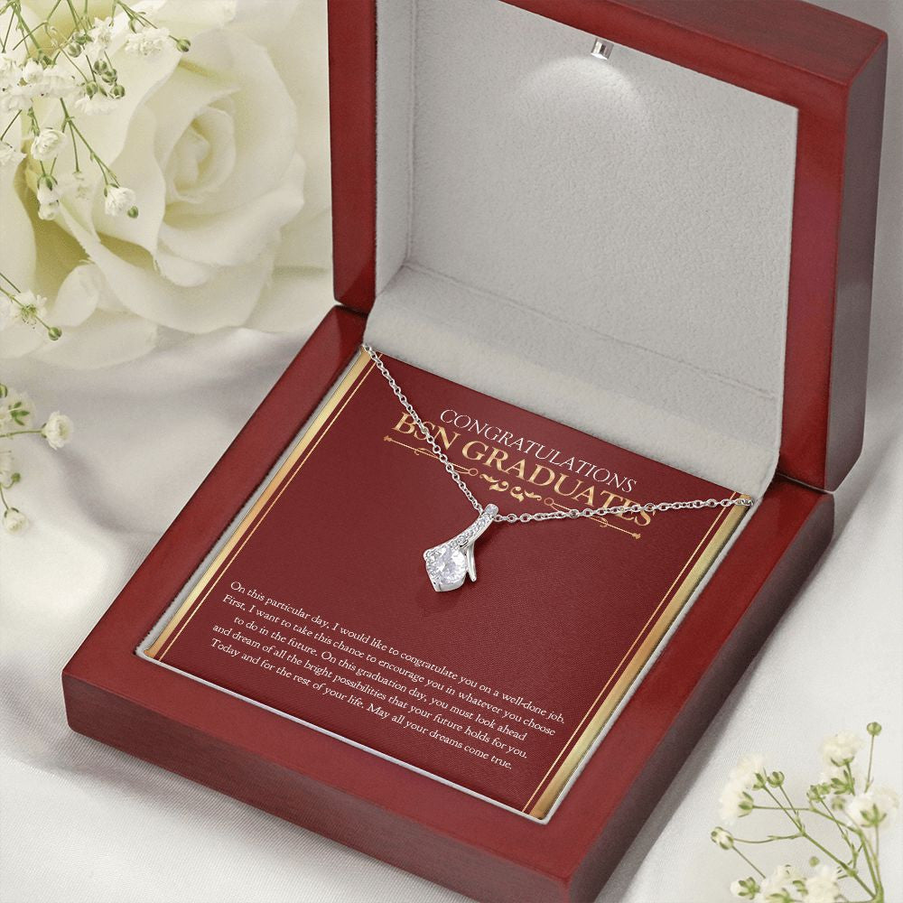 "Dreams Come True" BSN Graduation Necklace Gift From Mom Dad Teachers Bestfriend Family Alluring Beauty Pendant Jewelry Box