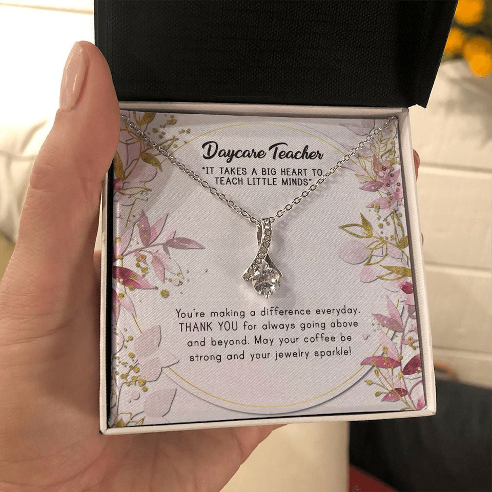 "Teach Little Minds" Daycare Teacher Necklace Gift From Parents Co-Teachers Co-Worker Alluring Beauty Pendant Jewelry Box Birthday Teachers Day Thanksgiving
