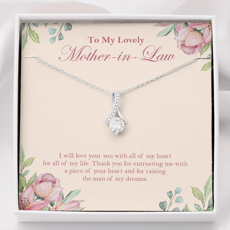 "Raised The Man Of My Dreams" Lovely Mother In Law Wedding Necklace Gift From Bride Daughter-In-Law Alluring Beauty Pendant Jewelry Box