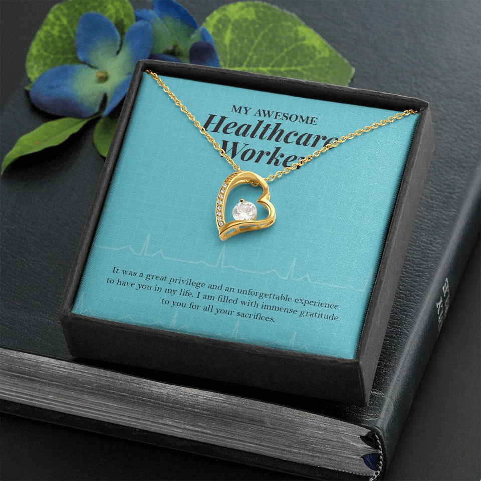 "Grateful For Your Sacrifices" Awesome Healthcare Worker Necklace Gift From Mom Dad Grandma Grandpa Bestfriend Forever Love Pendant Jewelry Box