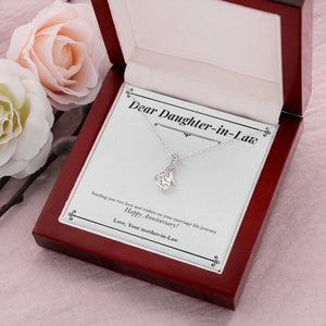 "Married Life Journey" Daughter In Law Wedding Anniversary Necklace Gift From Mother-In-Law Father-In-Law Alluring Beauty Pendant Jewelry Box