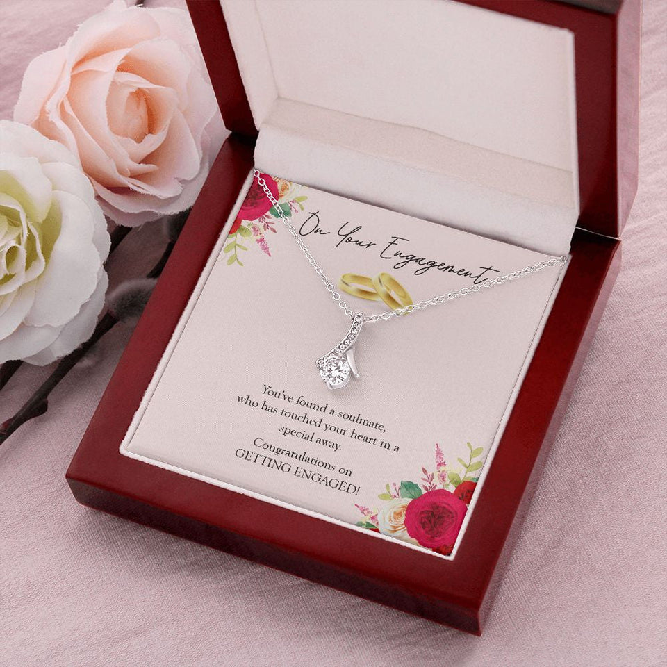 "Found A Soulmate" Engagement Necklace Gift From Mom Dad Grandparents Bestfriend Sister Brother Co-worker Alluring Beauty Pendant Jewelry Box