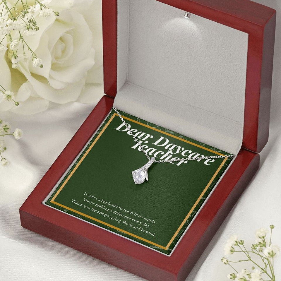 "Big Heart To Teach Little Minds" Daycare Teacher Necklace Gift From Co-Teacher Principal Parents Bestfriend Alluring Beauty Pendant Jewelry Box Teachers Day Birthday Christmas Thanksgiving