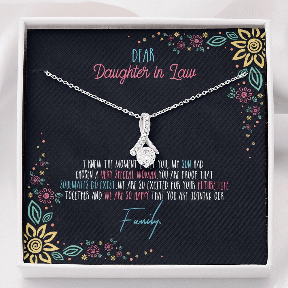 "Soulmates Do Exist" Daughter In Law Necklace Gift From Mother-In-Law Father-In-Law Alluring Beauty Pendant Jewelry Box Birthday Christmas Thanksgiving New Year