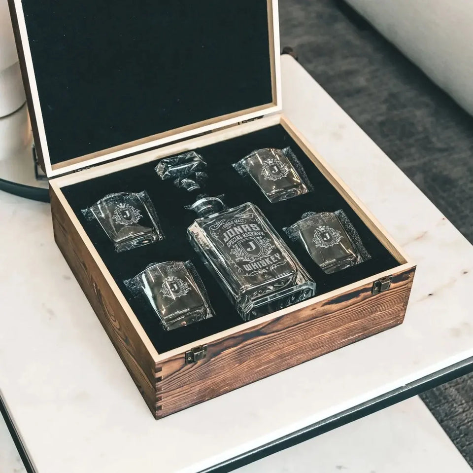 JONAS Personalized Decanter Set wooden box and Ice 9