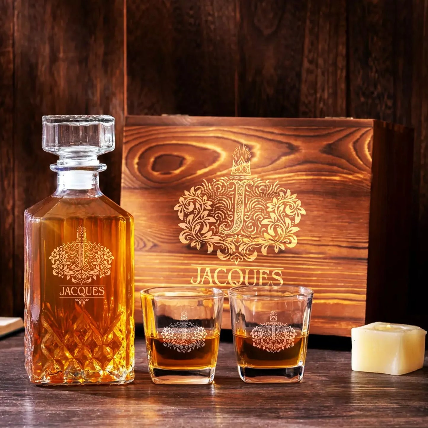 JACQUES Personalized Decanter Set wooden box and Ice 5