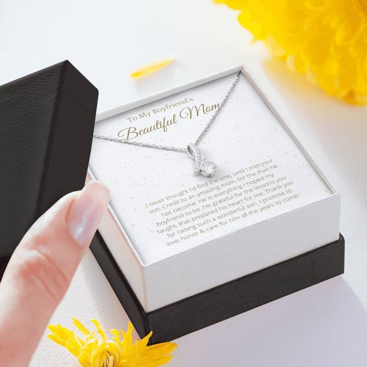 To My Boyfriend's Beautiful Mom Necklace Gift - I never thought I'd find the one, until I met your son Alluring Beauty Necklace 335B - TGV