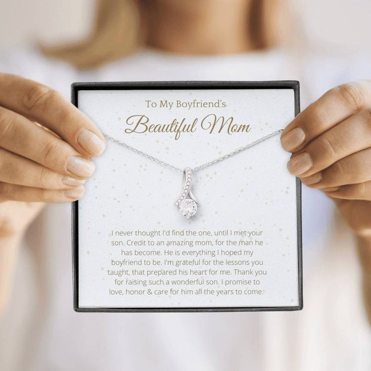 To My Boyfriend's Beautiful Mom Necklace Gift - I never thought I'd find the one, until I met your son Alluring Beauty Necklace 335B - TGV