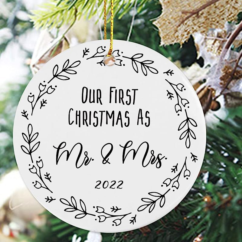 Anniversary Gift, Wedding Ornament, Just Married Gifts, Christmas Tree Ornament, Our First Christmas Married, Anniversary Keepsake (Mr & Mrs)