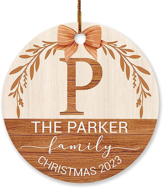 Personalized Family Christmas Circle Ornament, Customized Family Name Ornament For Christmas Tree , Personalized Family Xmas Wooden Style Ornament For Family Friends