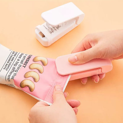 Mini Heat Bag Sealing Machine, Package Sealer Bags Thermal Plastic Food, Bag Closure Portable Sealer Packing, Kitchen Accessories