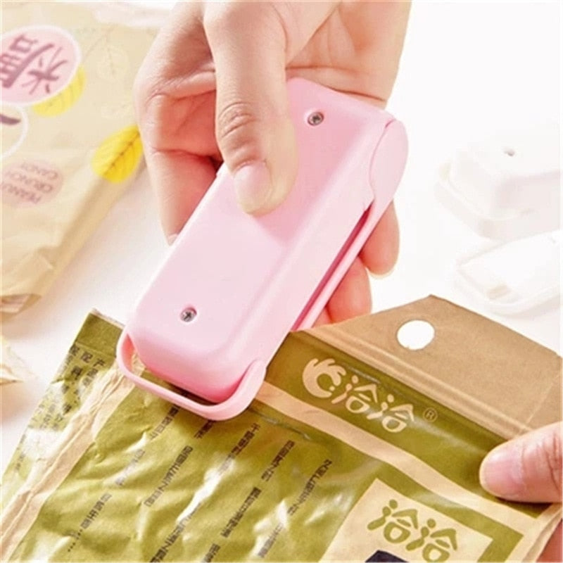 Mini Heat Bag Sealing Machine, Package Sealer Bags Thermal Plastic Food, Bag Closure Portable Sealer Packing, Kitchen Accessories