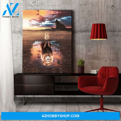 A King Reflection Nature and Wildlife Canvas And Poster, Canvas Painting, Wall Decor Visual Art