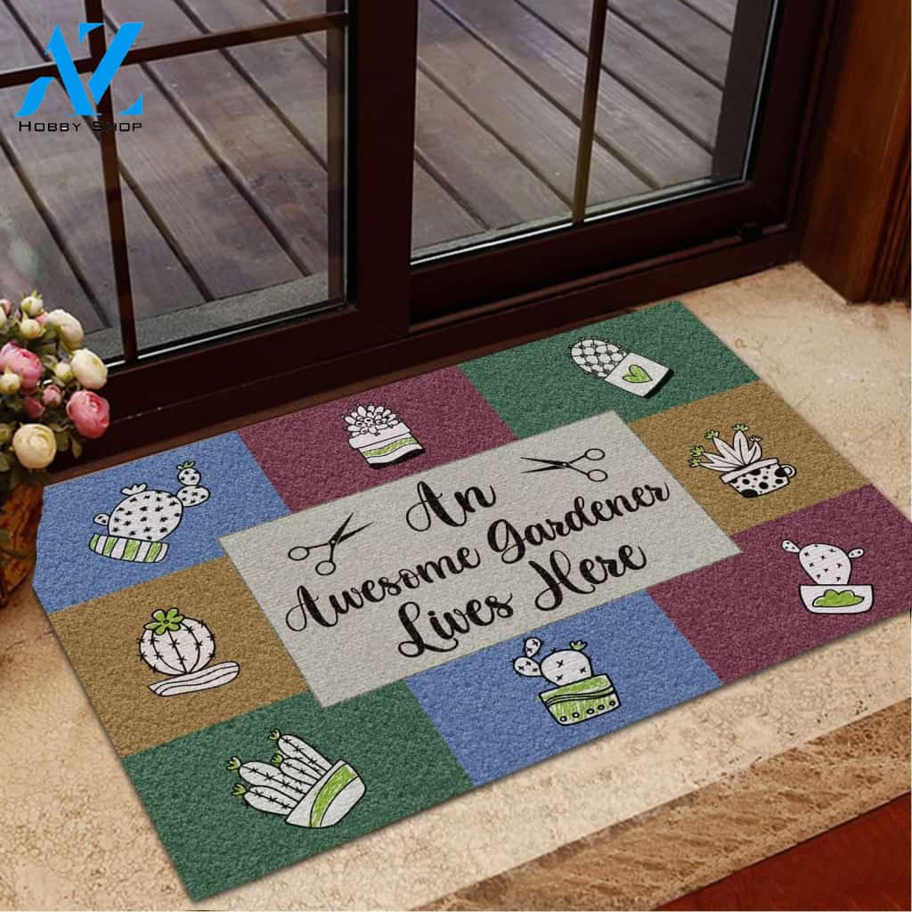 An Awesome Gardener Lives Here Doormat | Welcome Mat | House Warming Gift