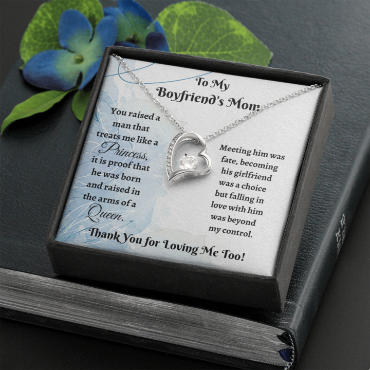 To My Boyfriend's Mom Necklace Gift - You raised a man that treats me like a Princess - Forever Love Necklace LX342K