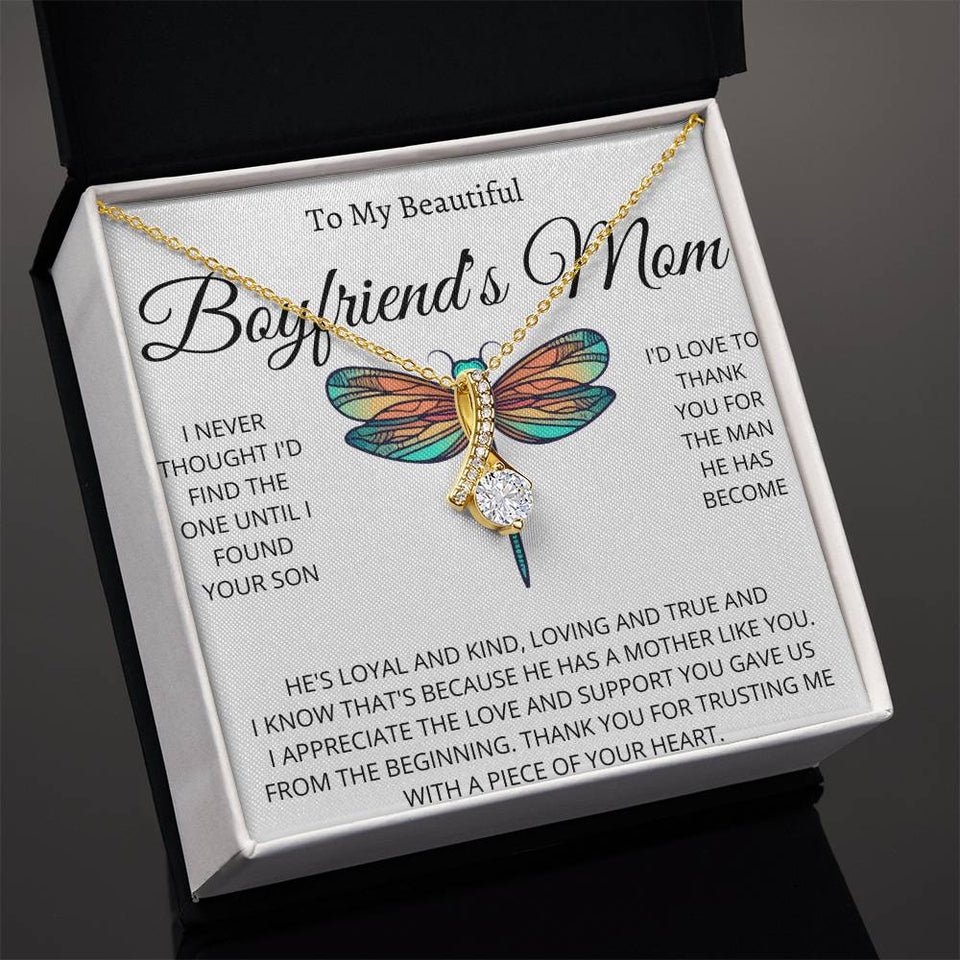 Boyfriends Mom Alluring Beauty Necklace