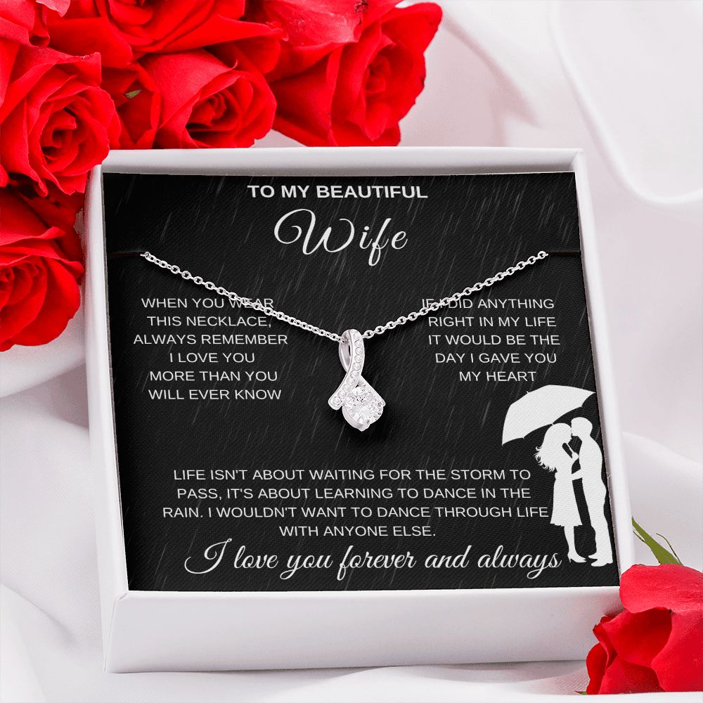 [ALMOST SOLD OUT]- Wife Alluring Necklace- Dance in the rain
