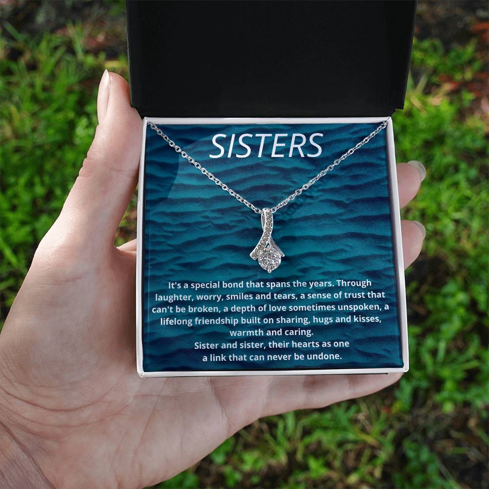 Sister Alluring Beauty Necklace