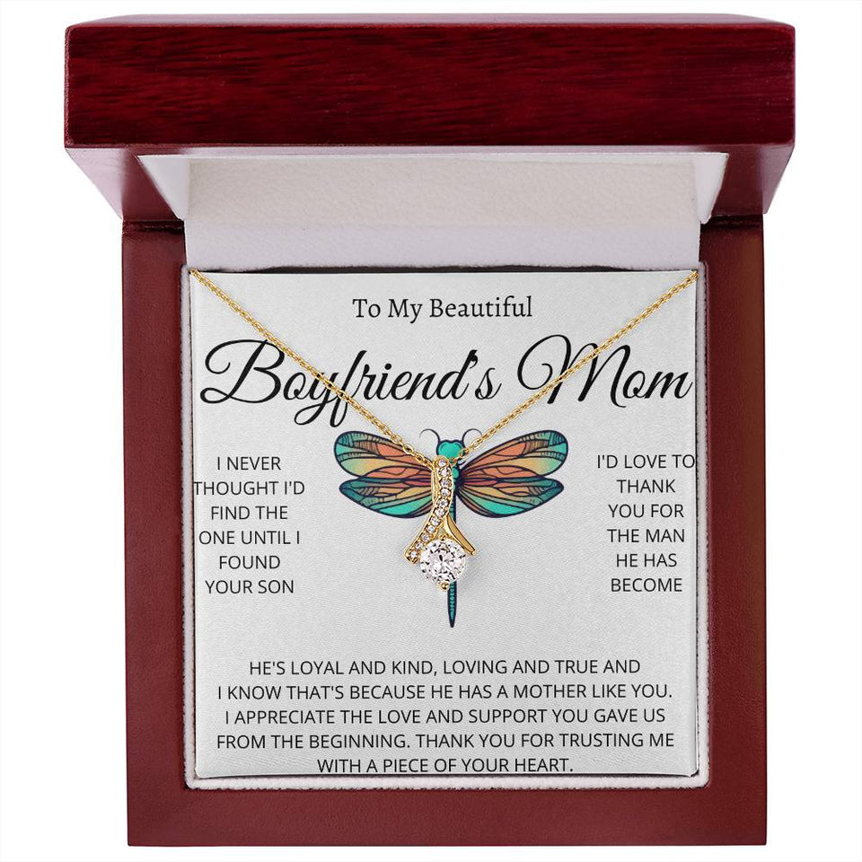 Boyfriends Mom Alluring Beauty Necklace