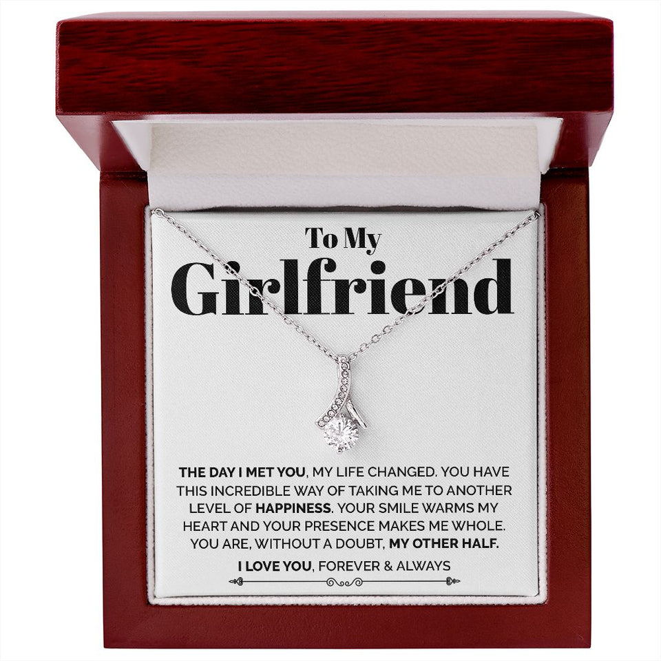 To My Girlfriend - The Day I Met You, Alluring Beauty Necklace