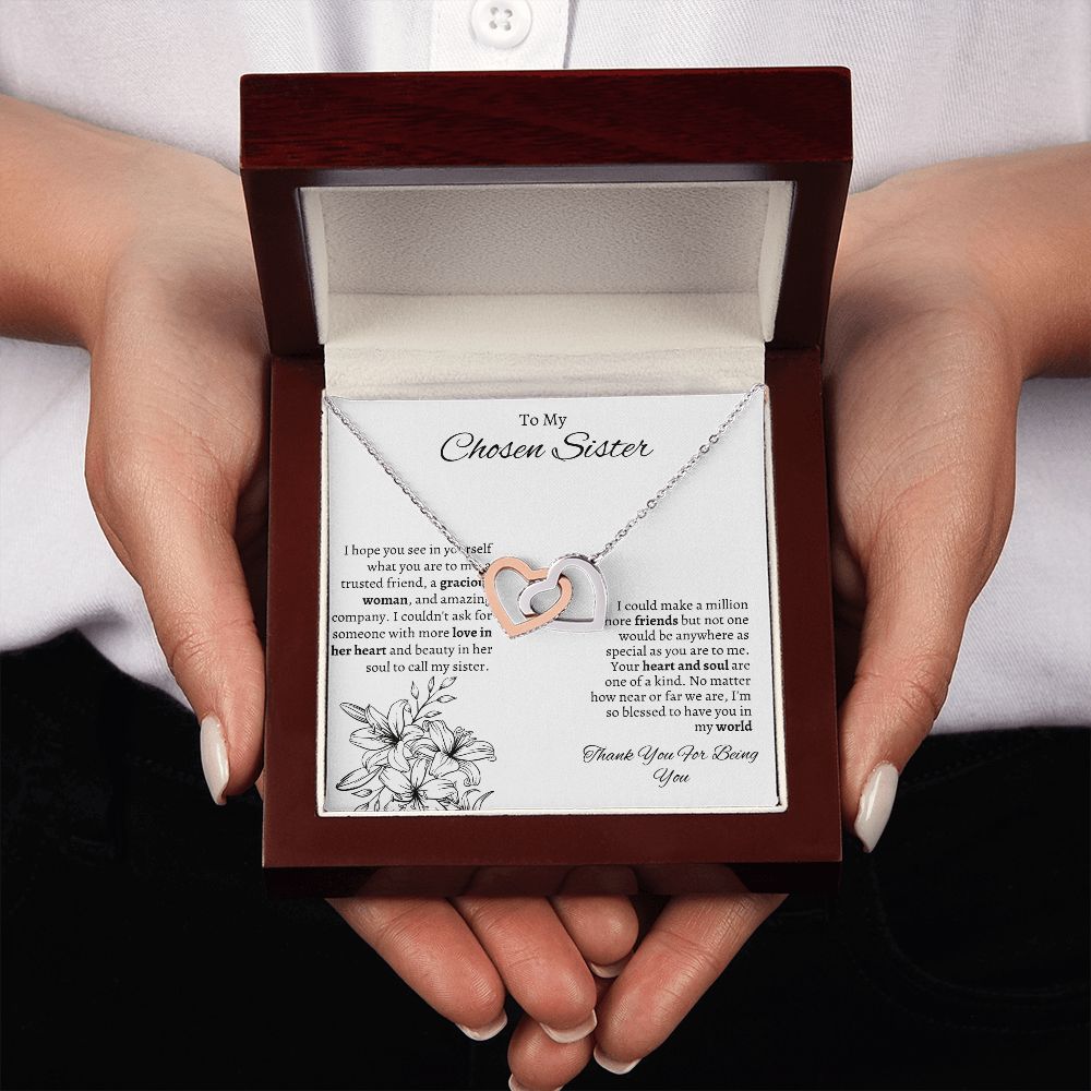 To My Chosen Sister - Interlocking Hearts Necklace - White Gift For Mom, necklace For Wife, Gift For Mother's Day