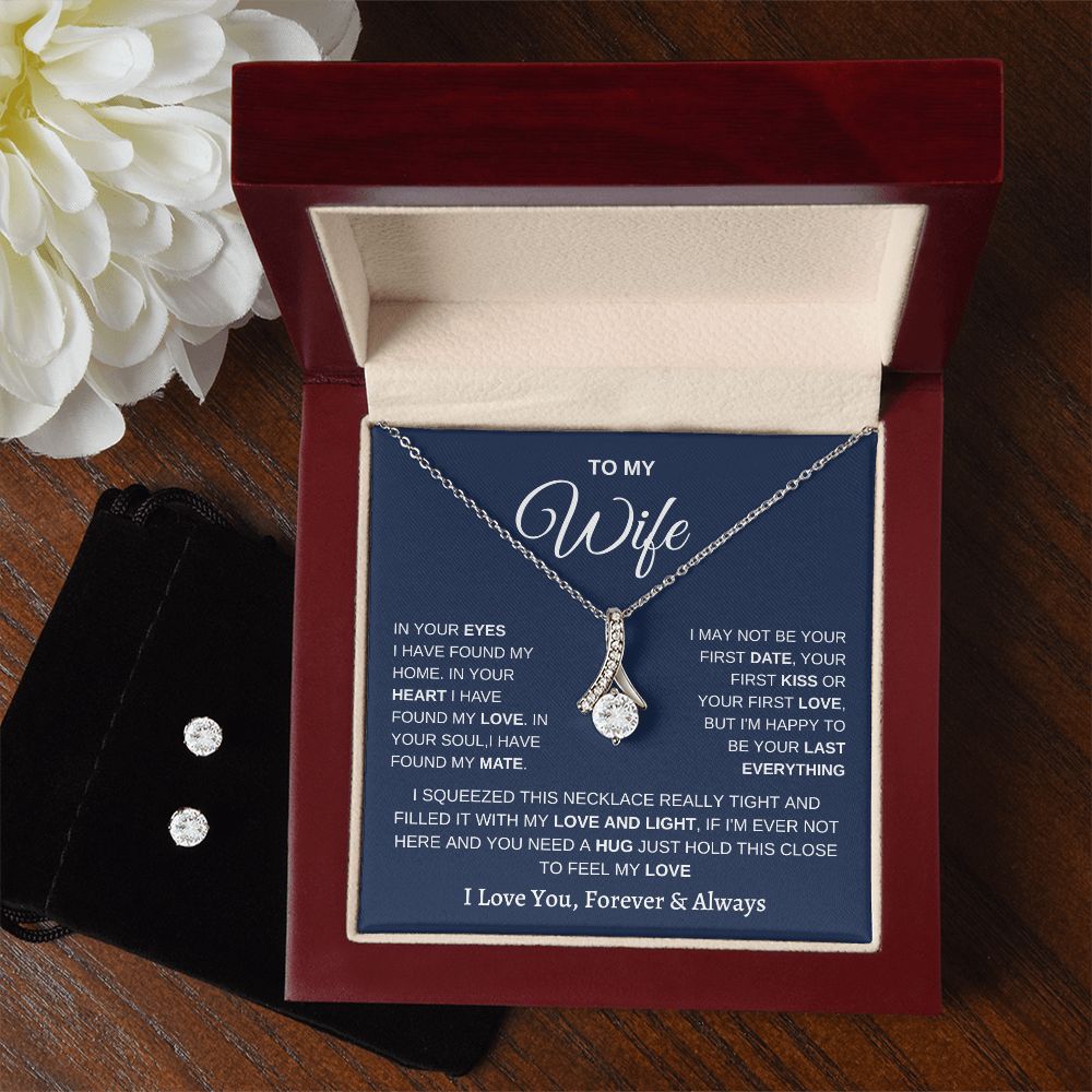 Wife Hug this close Alluring Necklace and Earring Set